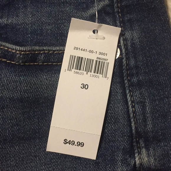 NEW Gap distressed shorts - Picture 2 of 4